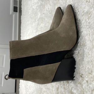 Ladies booties by Kendall & Kylie